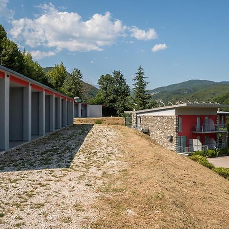 Gefiri Plakas Hotel, Tzoumerka Eksteriør bilde