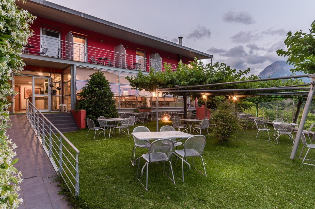 Gefiri Plakas Hotel, Tzoumerka Eksteriør bilde