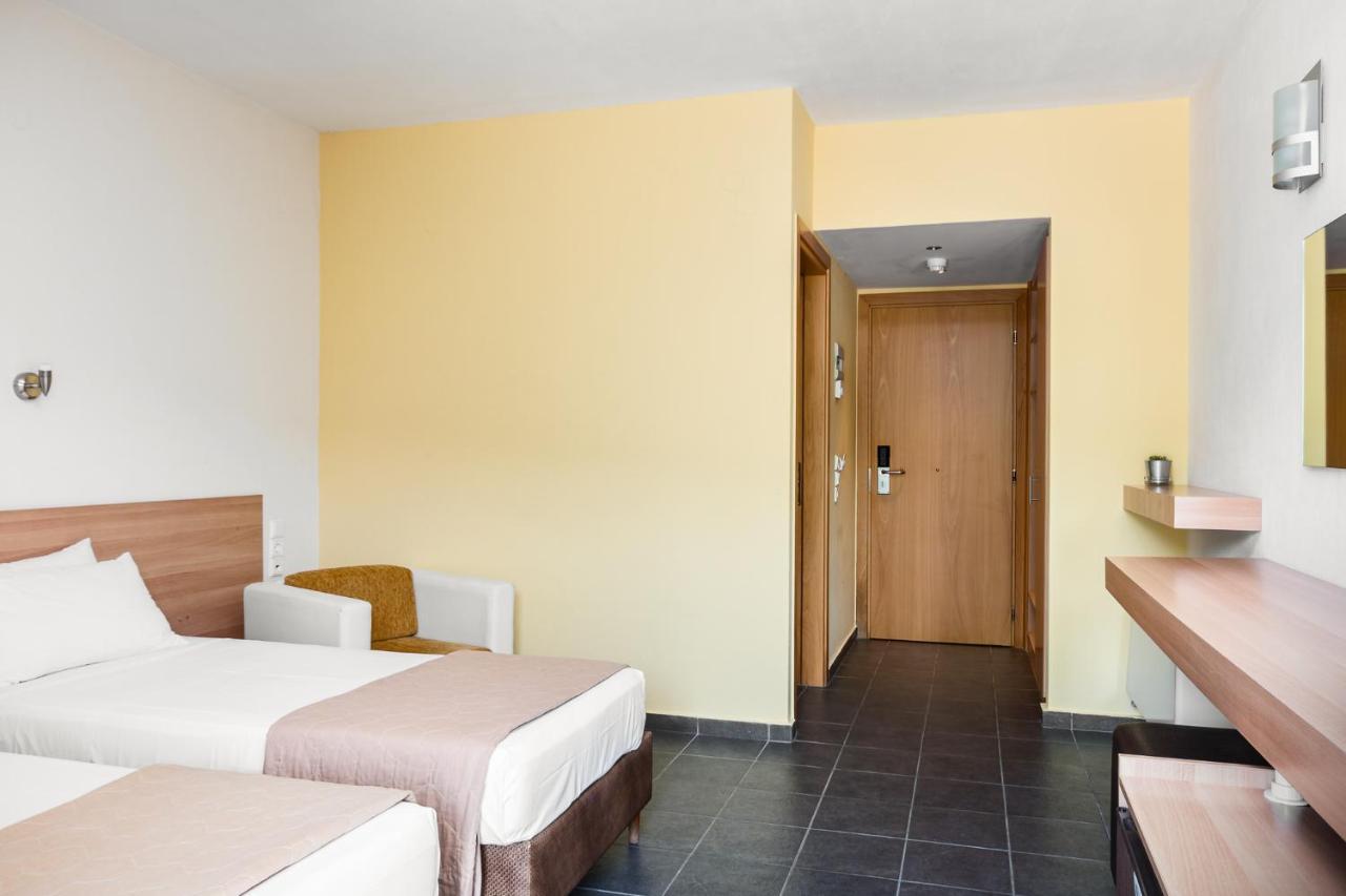Gefiri Plakas Hotel, Tzoumerka Eksteriør bilde