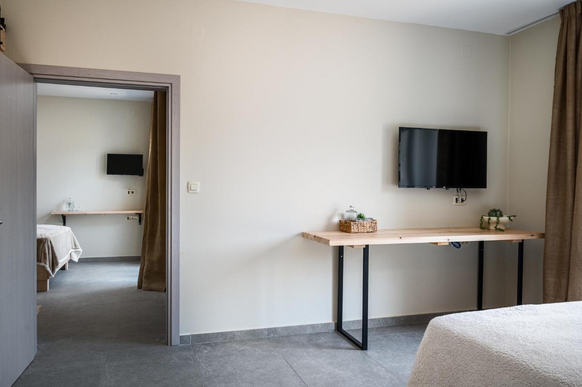 Gefiri Plakas Hotel, Tzoumerka Eksteriør bilde